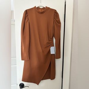 NWT Donna Morgan - Size 6